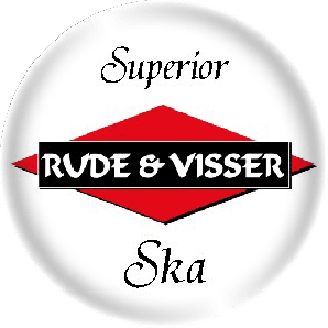 Button 'Rude & Visser - Logo red/black' *Ska*